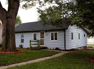 947 Elm St, Seward, NE 68434