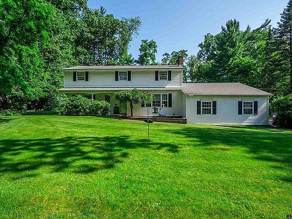 3rd image of 6 Morningside Dr
