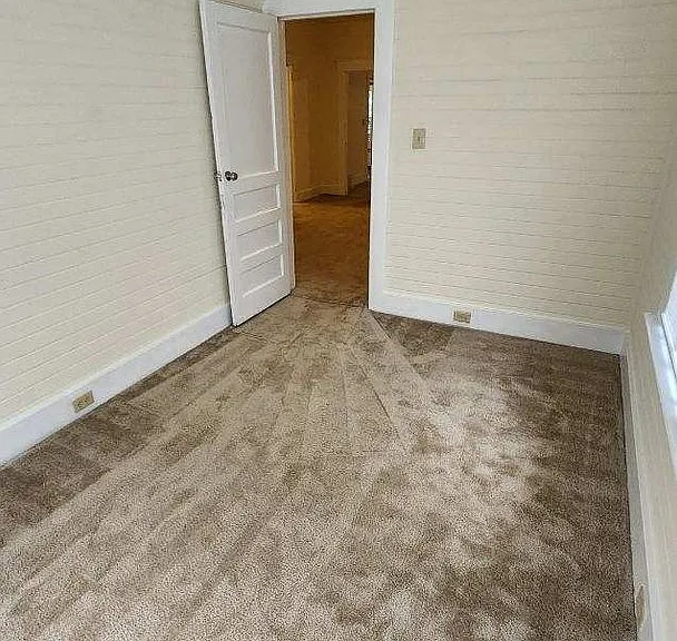 27 Curry St — Photo 8