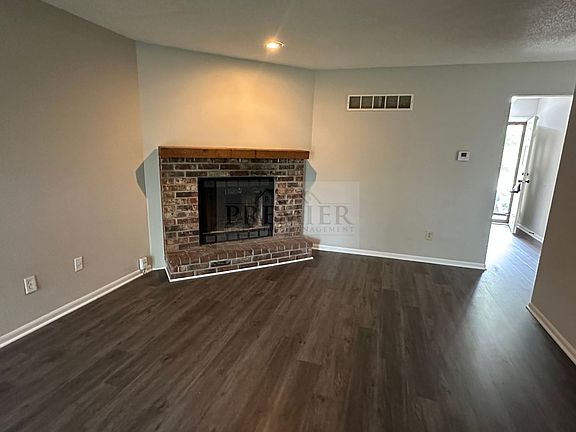 3rd image of 3568 NE Independence Ave #0