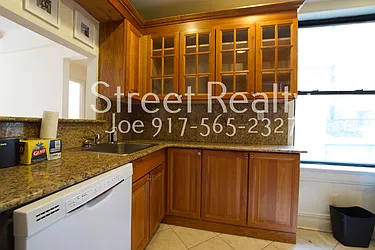 Rented by Street Realty Brokerage LLC