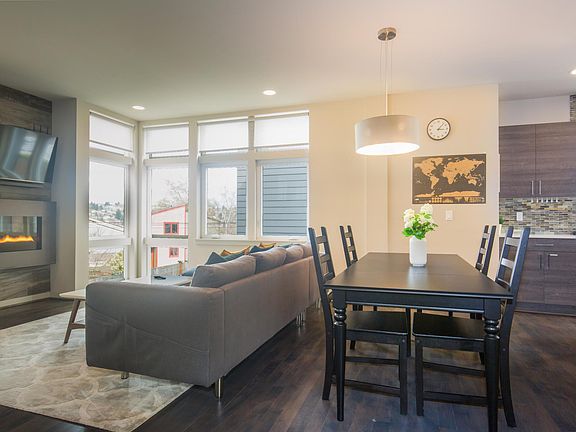 4th image of 3451 9th Ave W #B