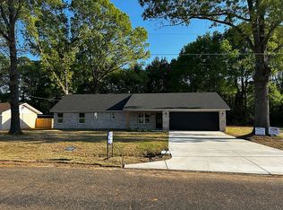 212 E Rowe Ave, Longview, TX 75605