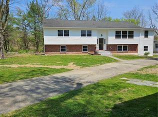 15 Reynolds Way, Wappingers Falls, NY 12590