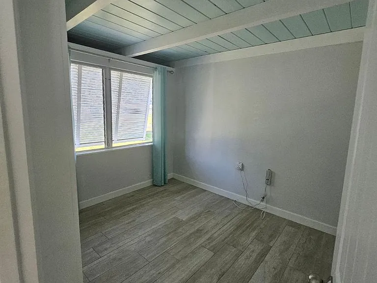 360 W Fray St — Photo 21