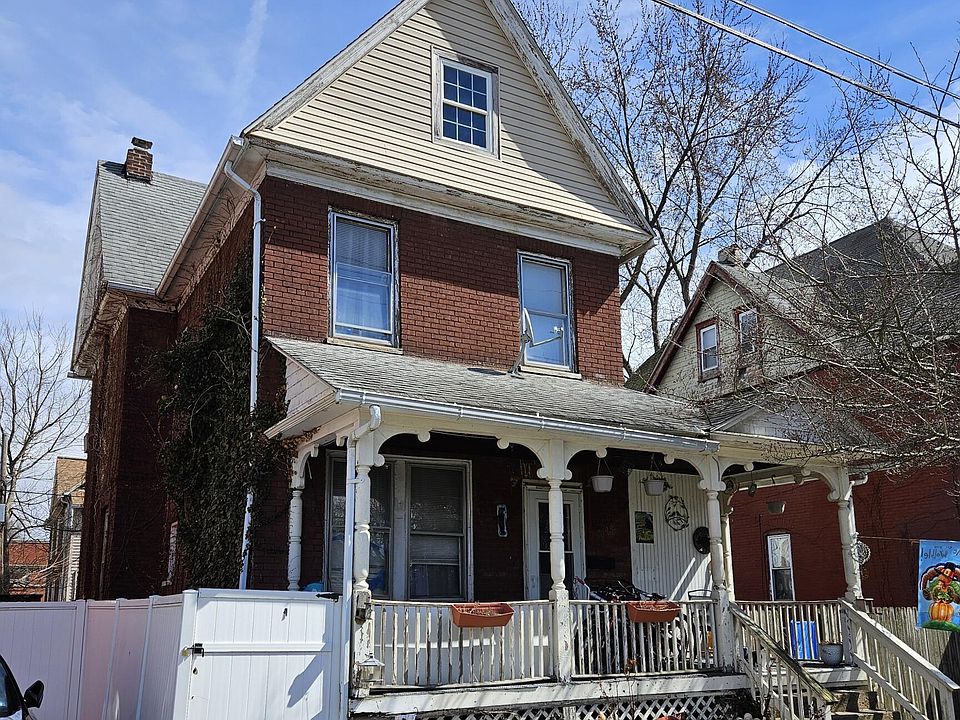 1st image of 646 Cherry St