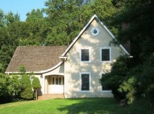 712 Clandon Dr, Kingsport, TN 37660