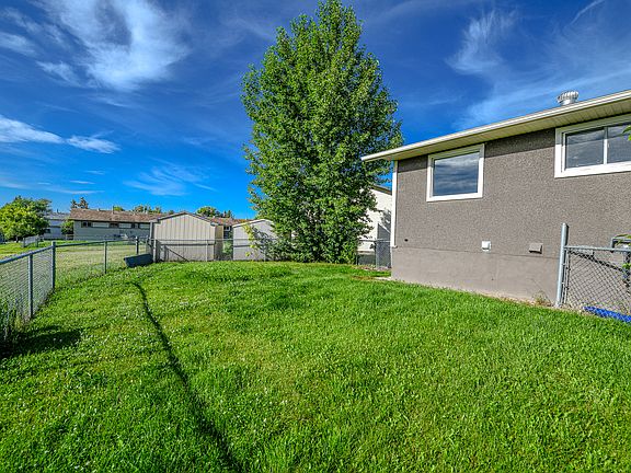 3rd image of 9308 109th Ave #A