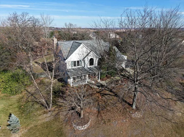 S78W29842 Crossgate DRIVE, Mukwonago, WI 53149