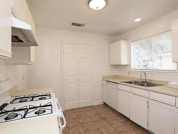 5th image of 17615 Northfalk Dr