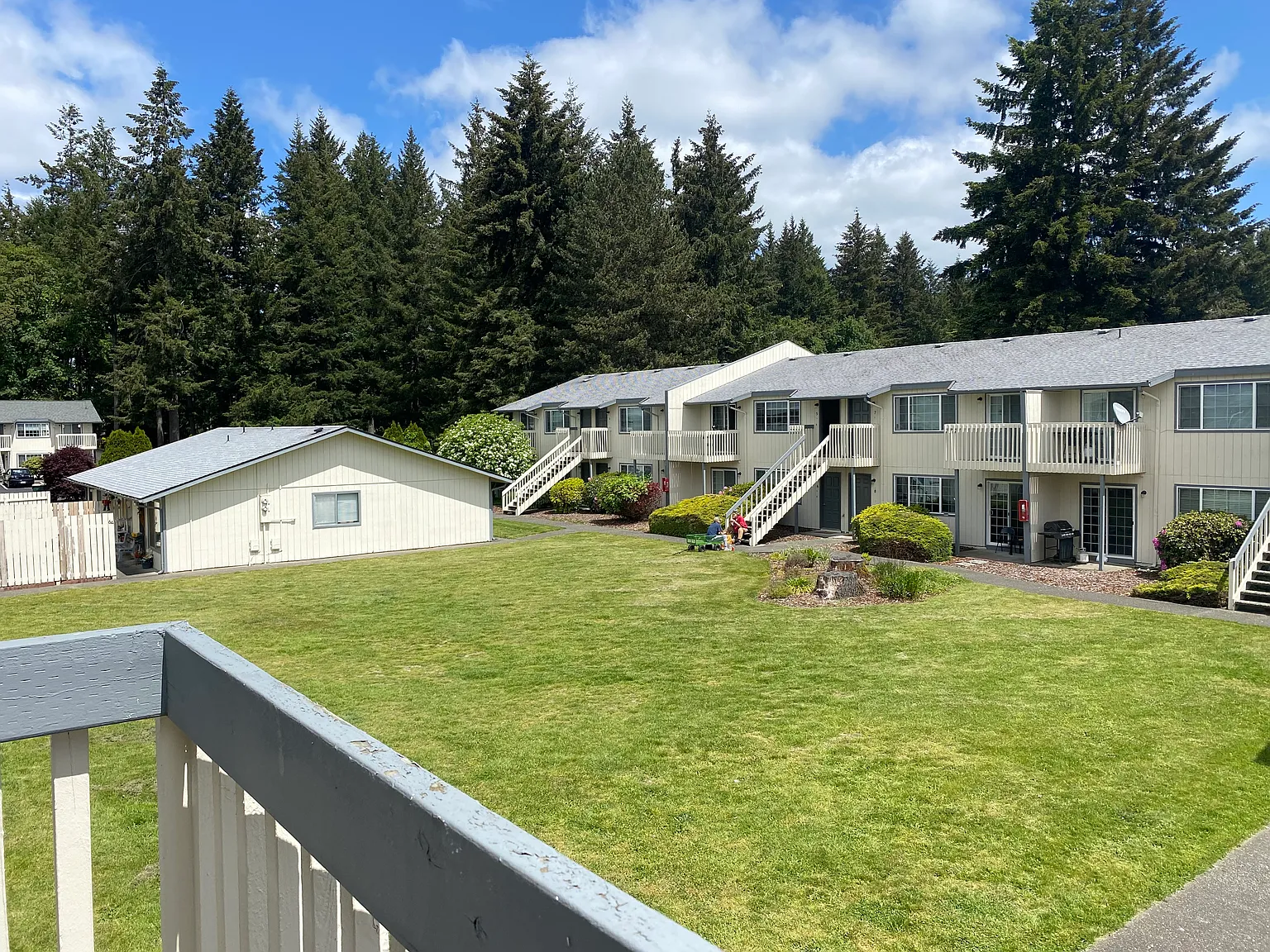 Tall Firs Estates — Photo 2