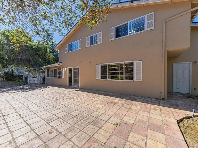 17967 Berta Canyon Rd — Photo 23