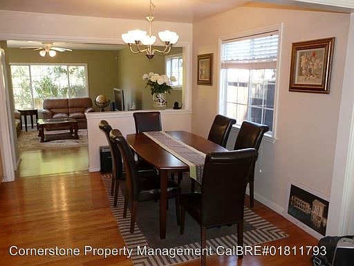 3rd image of 4539 Grimsby Dr