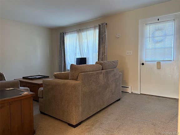4th image of 274 Hooker Avenue #B3