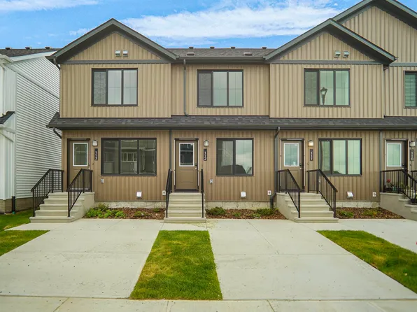 1009 Cy Becker Rd NW #112, Edmonton, AB T5Y 4A3