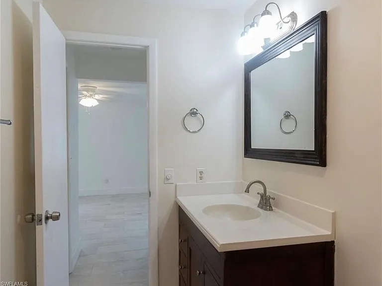 497 Donna St — Photo 12