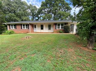 179 Riverdale Rd, Toccoa, GA 30577