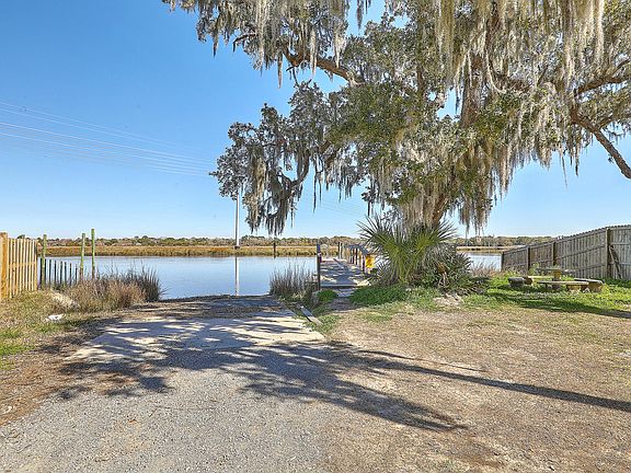 2nd image of 2340 Treescape Dr #1907