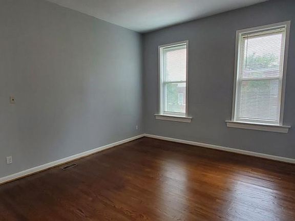 5th image of 4135 S Compton Ave