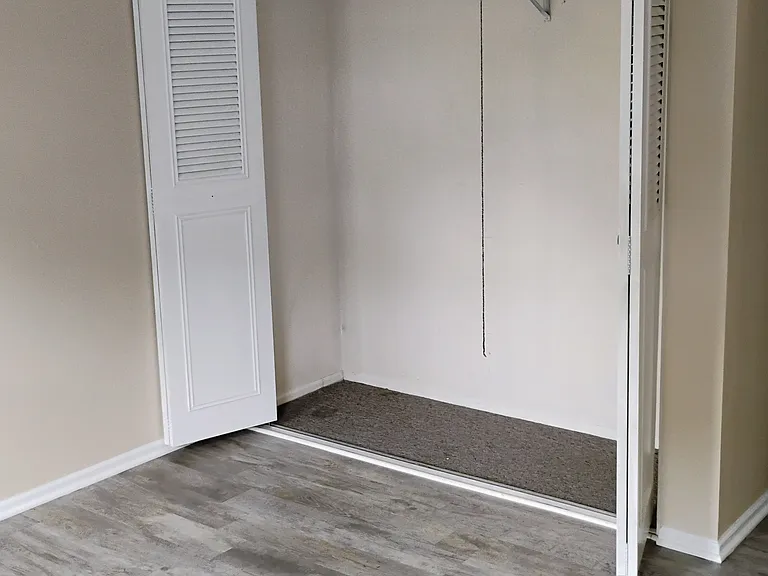 1803 Dumont Ln — Photo 31