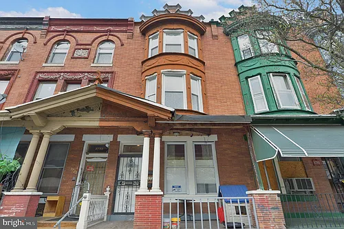 3733 N 15th St Photo 1