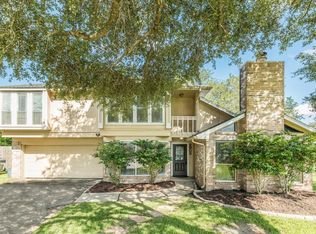 2903 Wood Fox Dr, Alvin, TX 77511