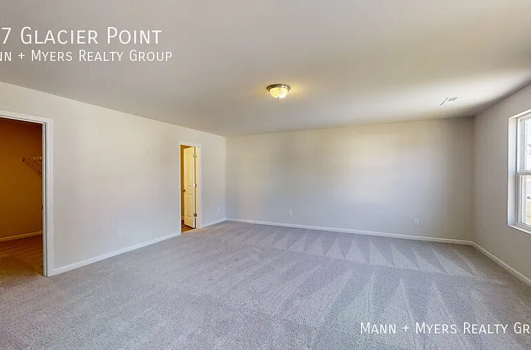 247 Glacier Point — Photo 17