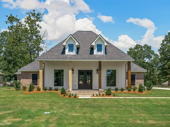 5000 Westrilee Dr, Benton, LA 71006