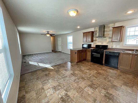 3rd image of 1132 Hunters Glen Blvd #340