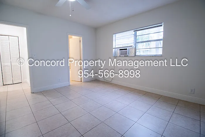 2537 Lincoln St #3 — Photo 12