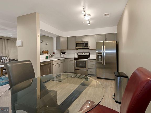 3rd image of 18912 Highstream Dr #709