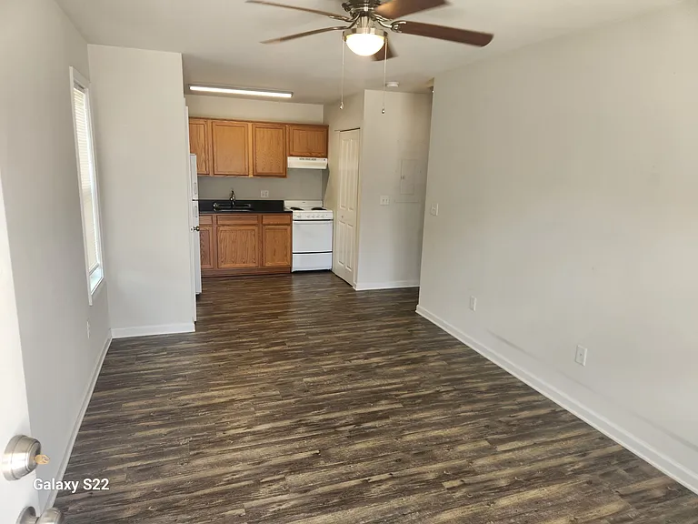 235 3rd Ave #102 — Photo 4