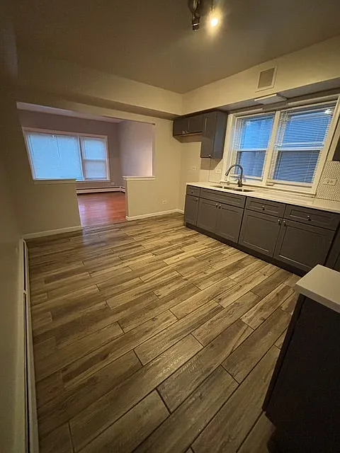 5737 W 63rd Pl #1F