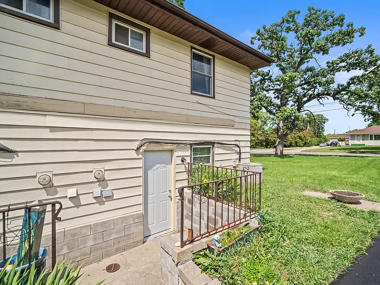 3500 Valdez Dr — Photo 16