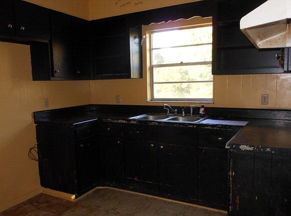 3rd image of 201 Devonwood Dr #188