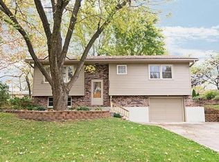 33925 W 83rd St, De Soto, KS 66018