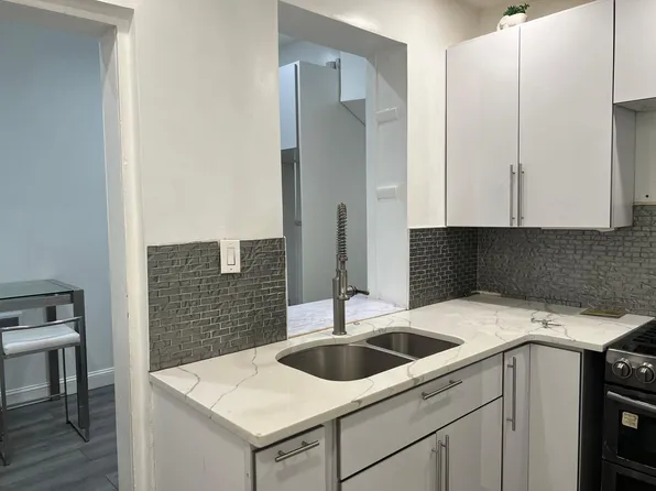 2751 N 23rd St, Philadelphia, PA 19132