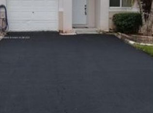 11416 SW 17th Ct, Miramar, FL 33025