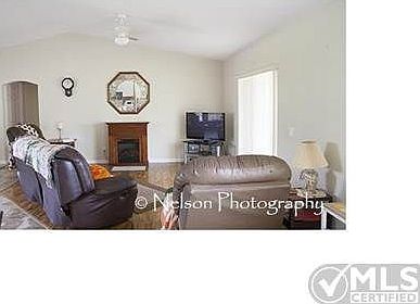 5th image of 4439 NW Albion Ave