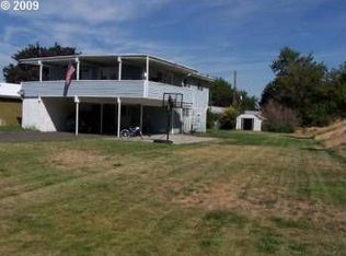 1025 NE 3rd Ave, Milton Freewater, OR 97862