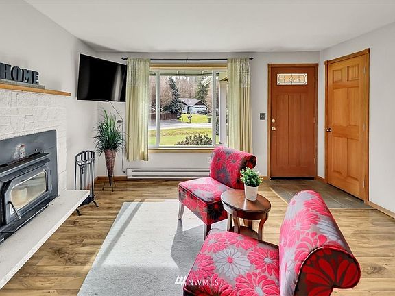 5th image of 6222 152nd Ave NE