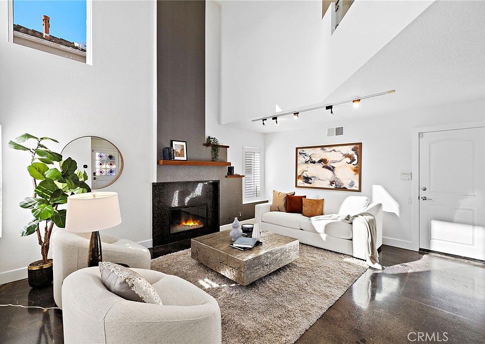 1st image of 70 Calle Sol #73