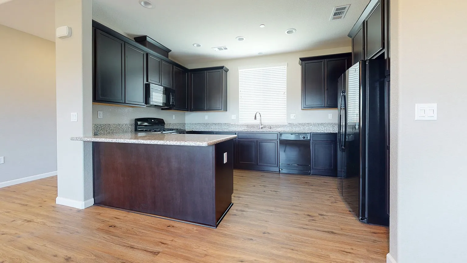 171 Lawlor Ct photo 1