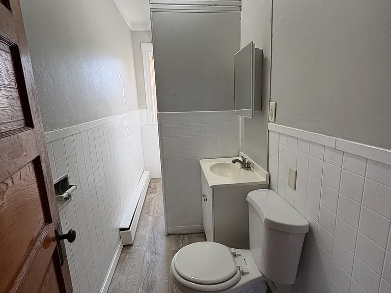 1425 Main St #1 — Photo 11