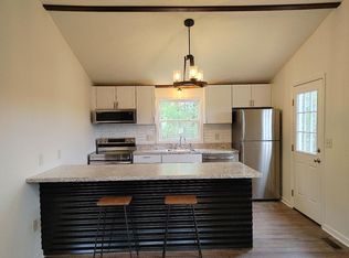 60 Tiller Cir, Inwood, WV 25428