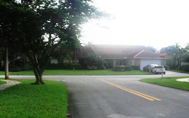 2nd image of 12389 NW 97th Pl