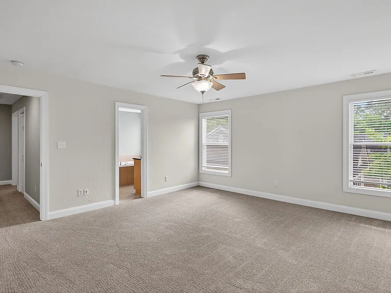 1136 Arlynn Ln — Photo 21