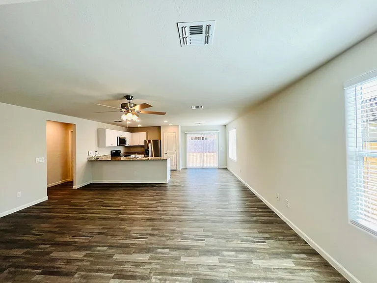 2083 E Velvet Pl — Photo 15