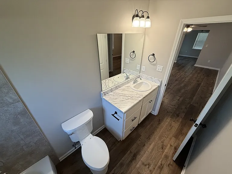 6970 Raleigh Lagrange Dr — Photo 20