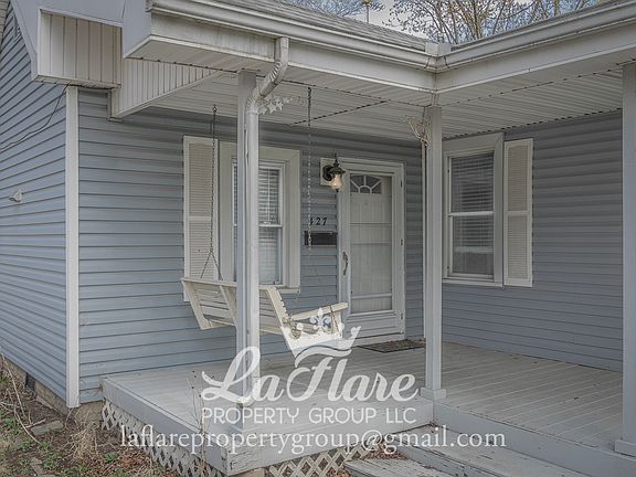 2nd image of 427 E Indiana Ave